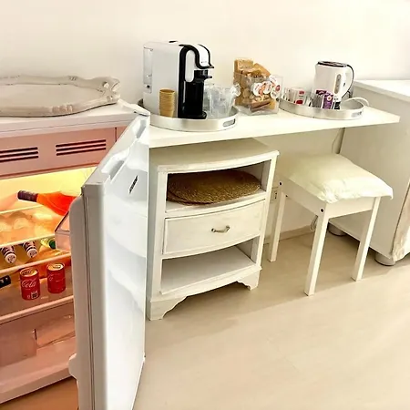 Flower Nel Cuore Della Citta' Apartmán Bari